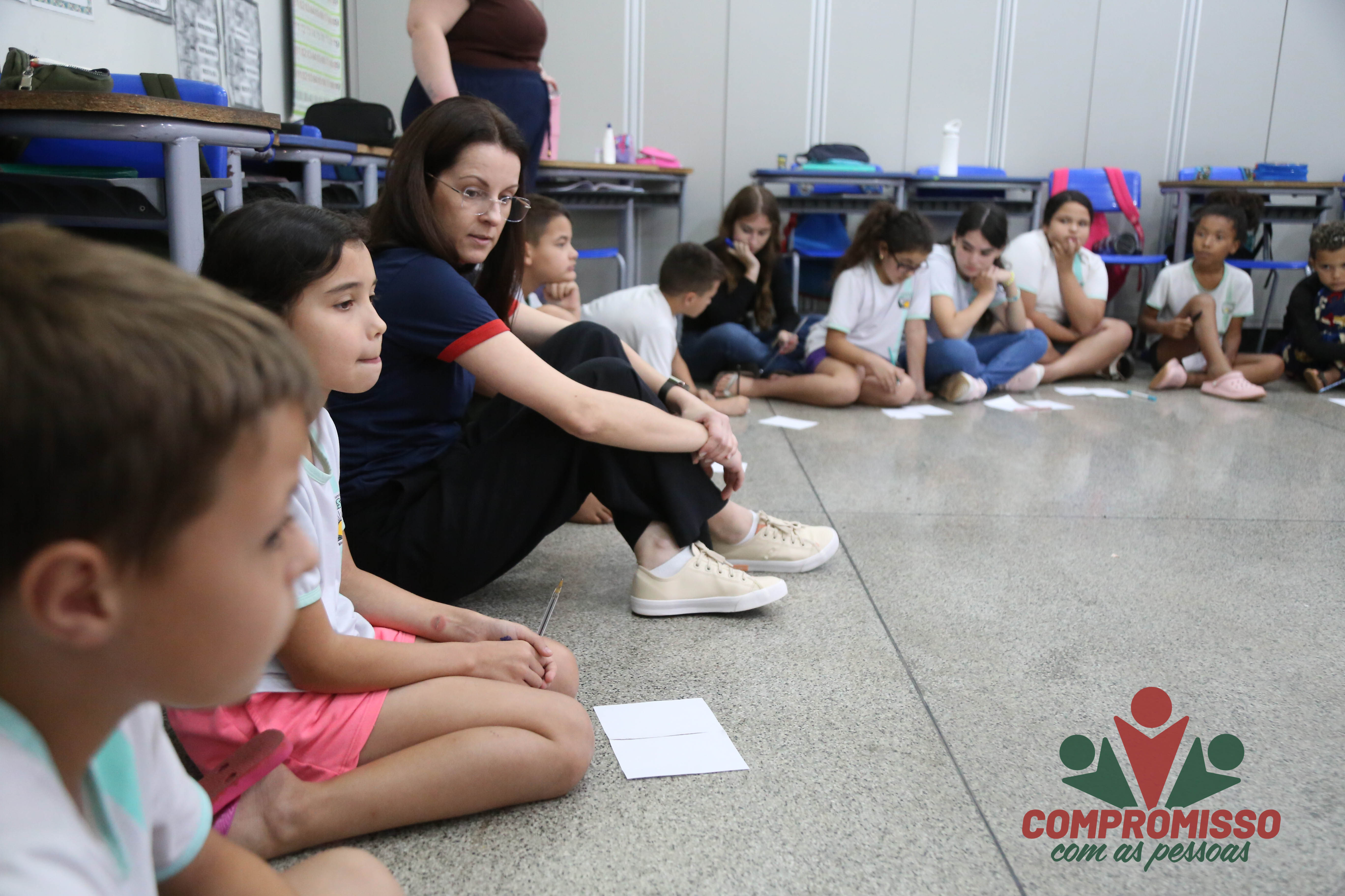 Palestras do Projeto Respeito é bom e eu pratico marcam ações do setembro amarelo nas escolas da rede municipal