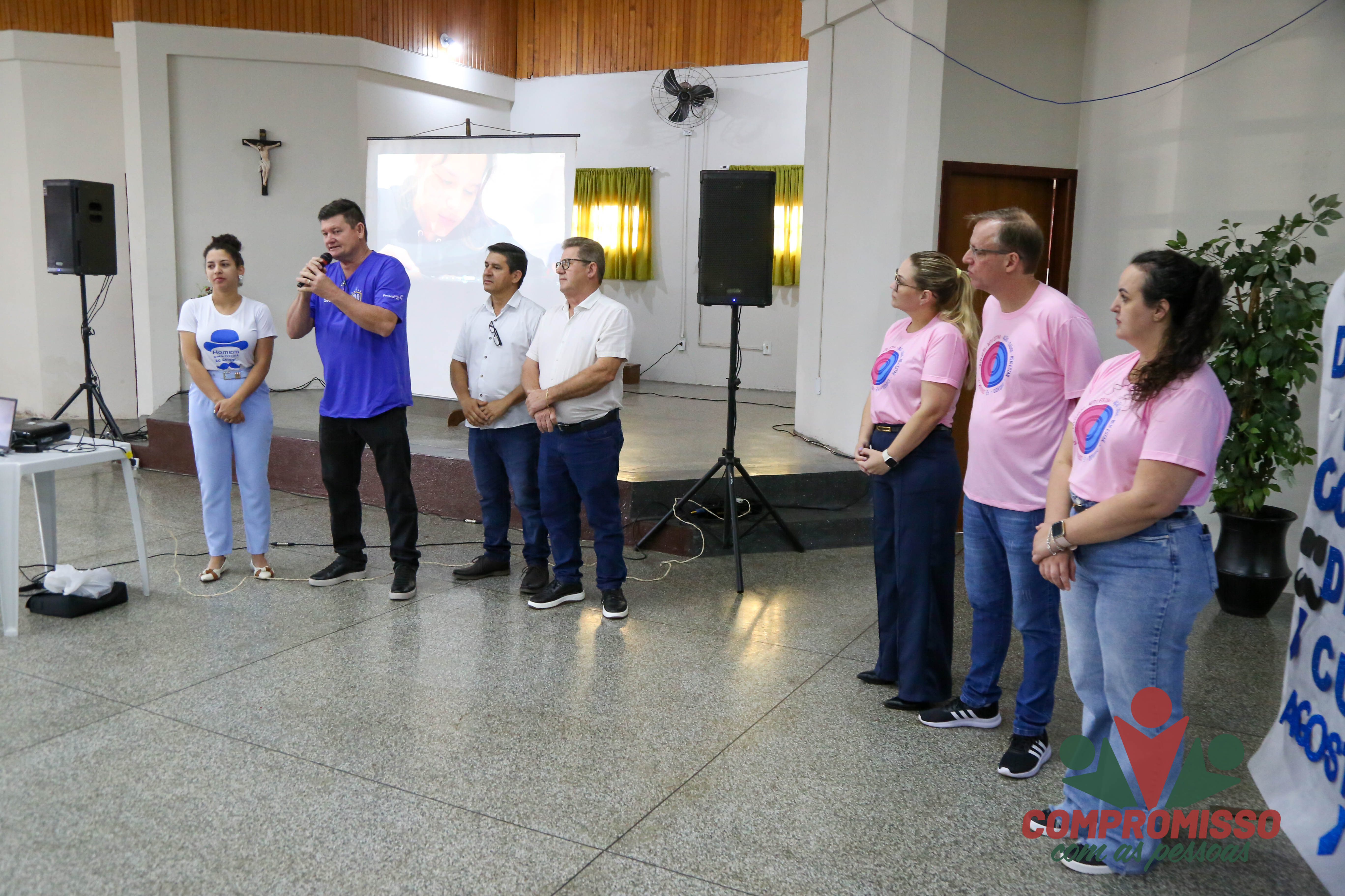 Público masculino adere a campanha de prevenção do Agosto Azul no Centro