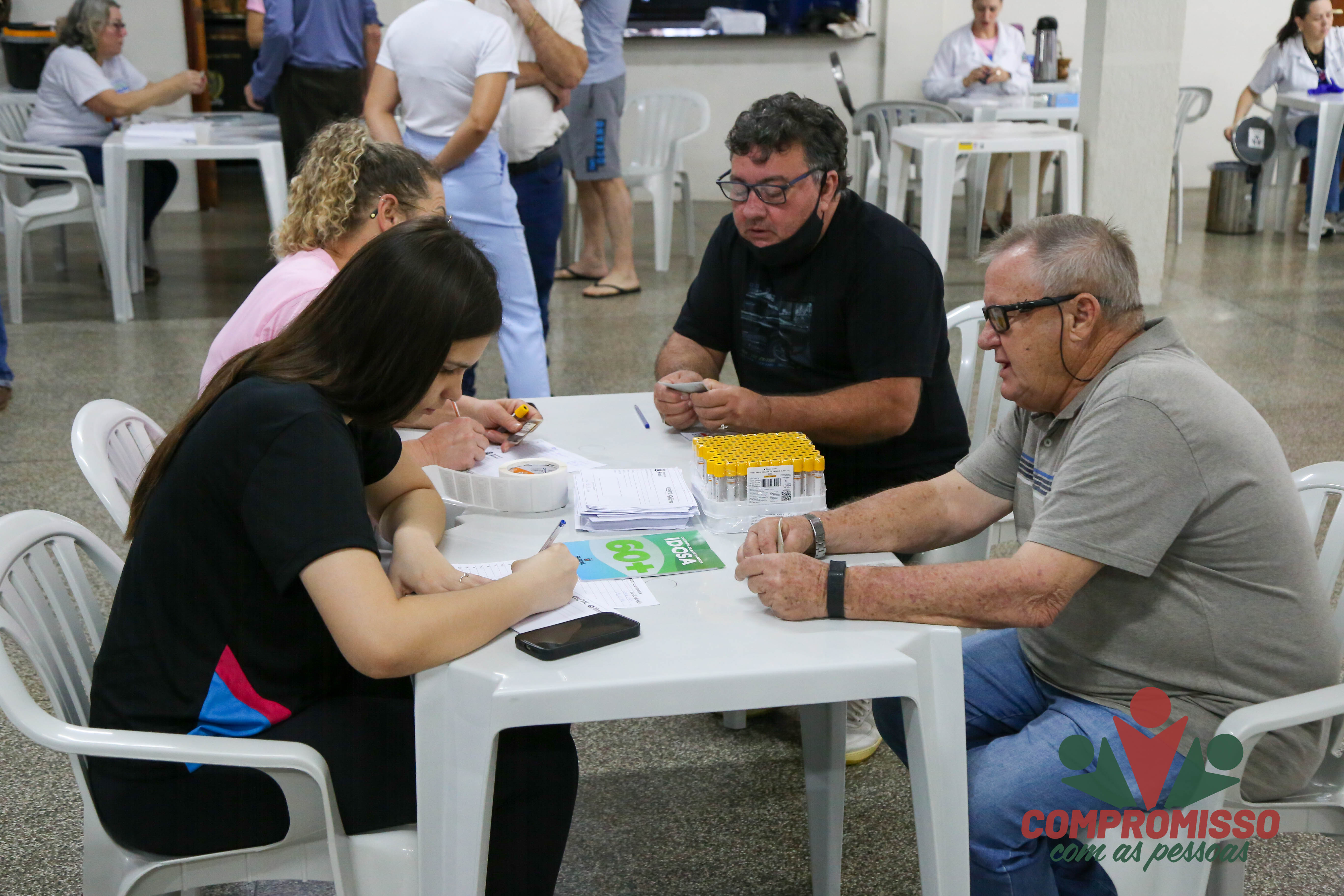 Público masculino adere a campanha de prevenção do Agosto Azul no Centro