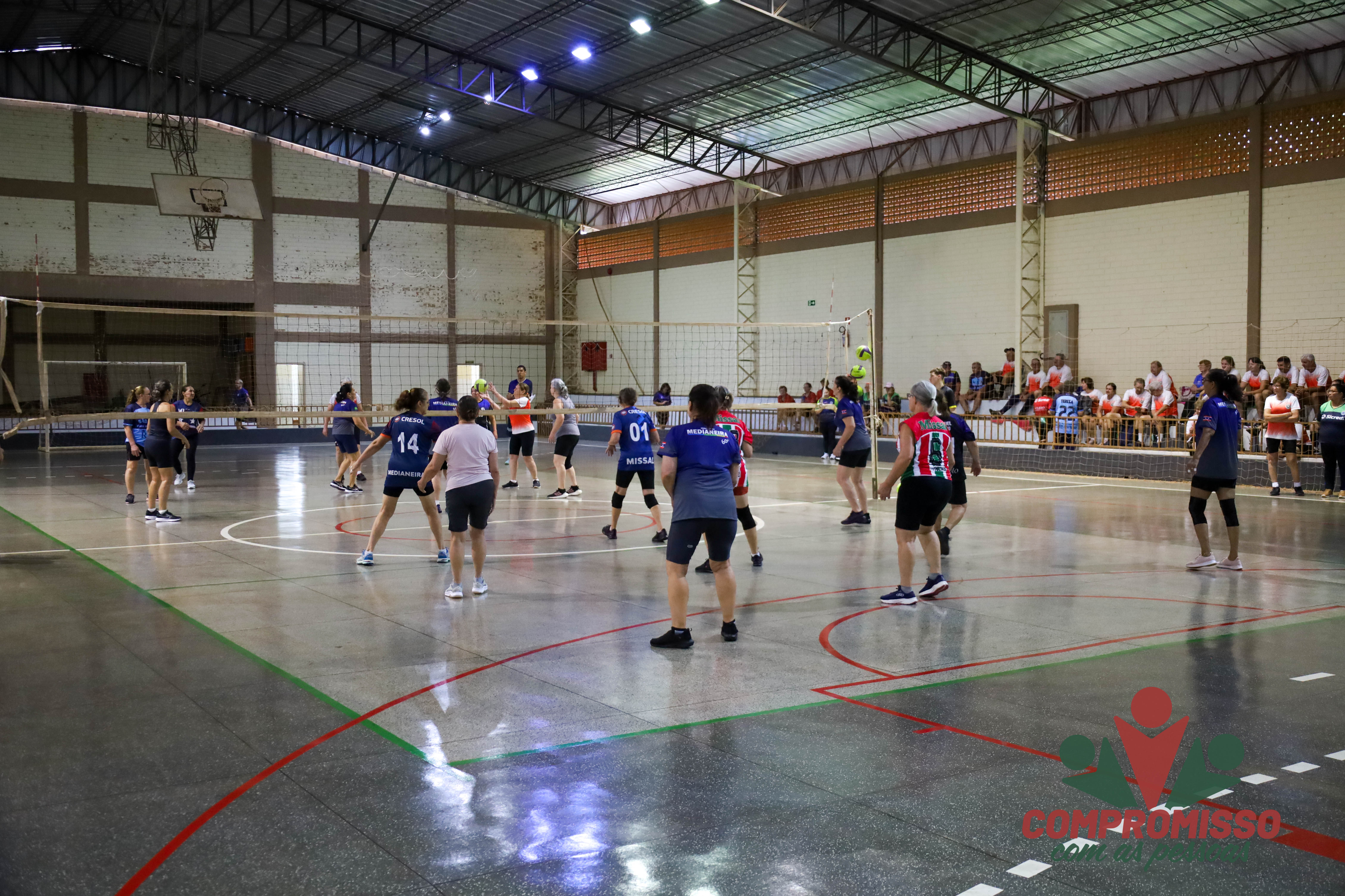 Quadrangular de Vôlei Câmbio reúne atletas de 04 municípios em Dom Armando