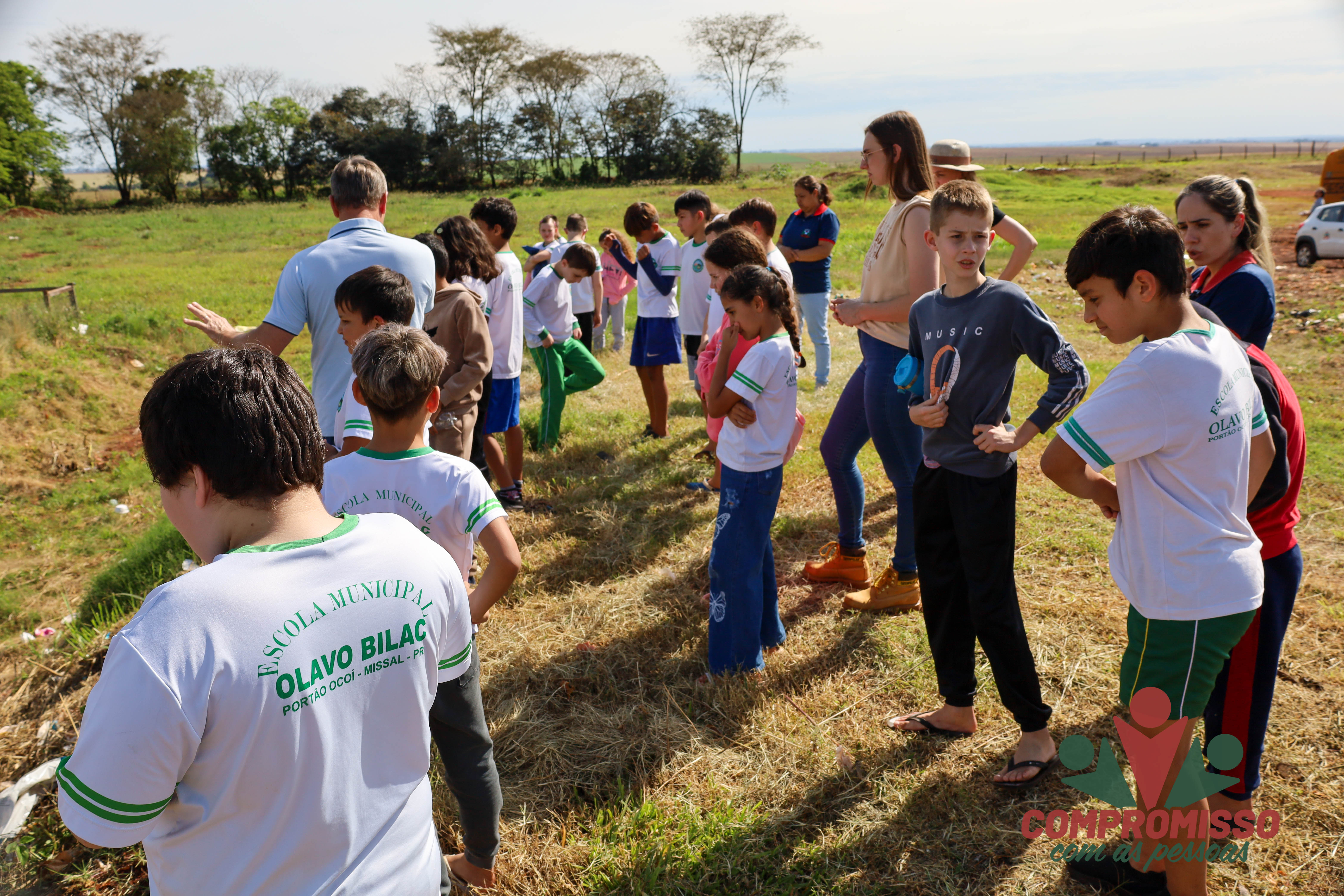 Turmas do 5º ano da Rede Municipal de Educação visitam Acamis e Aterro Sanitário em Missal