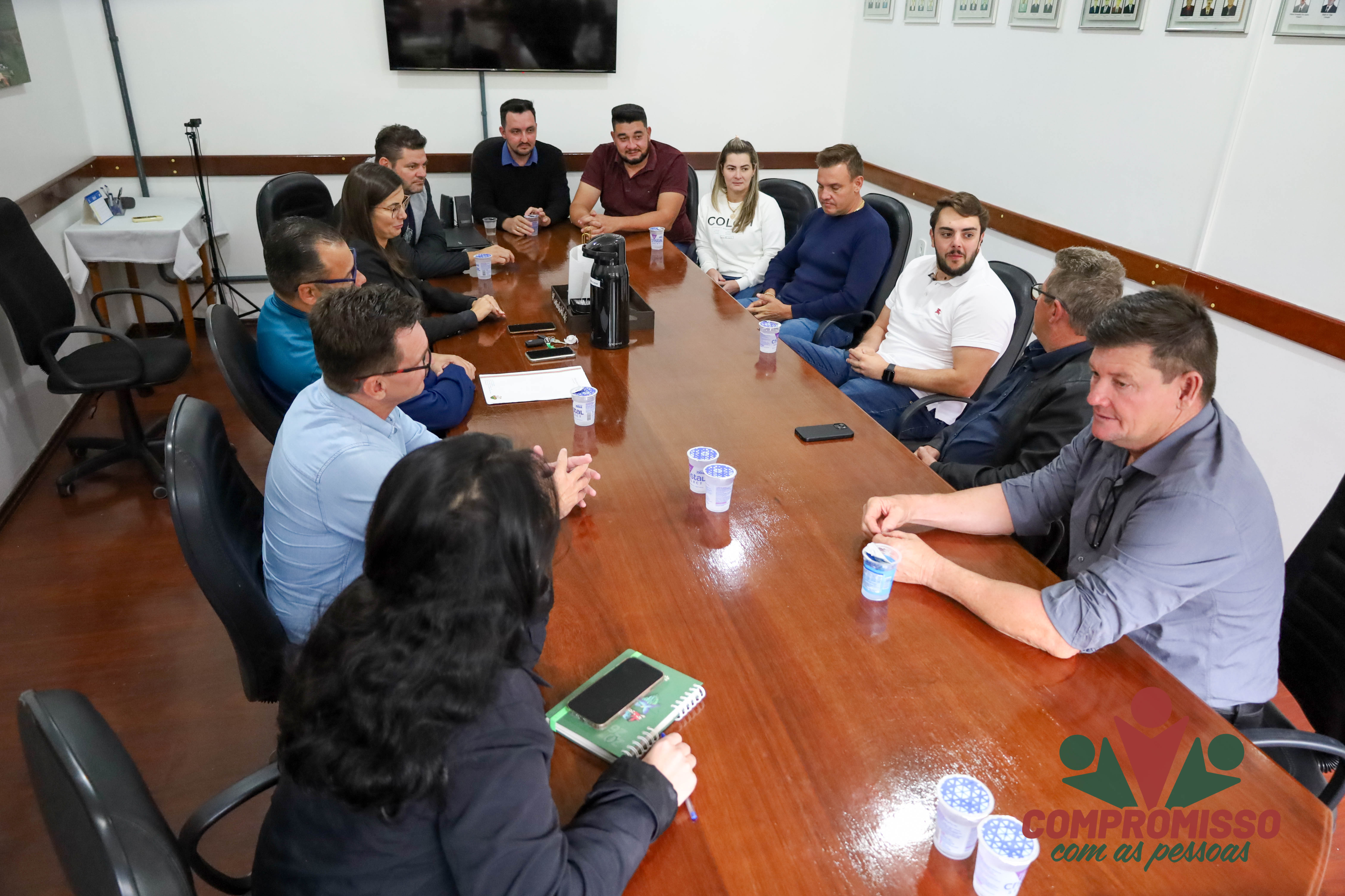 Deputado Federal Felipe Francischini esteve em Missal para discutir novos investimentos