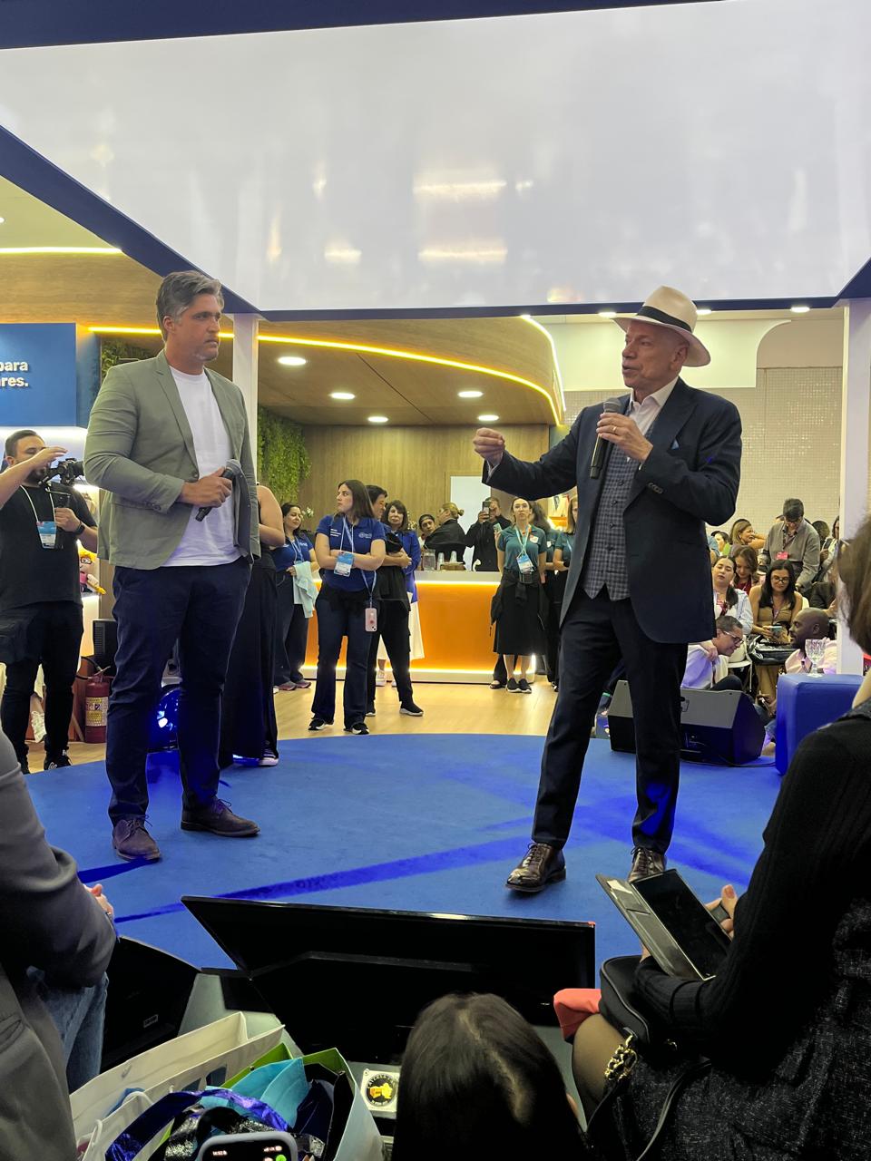 Secretária de Educação de Missal participa de um dos maiores eventos sobre inovação da América Latina