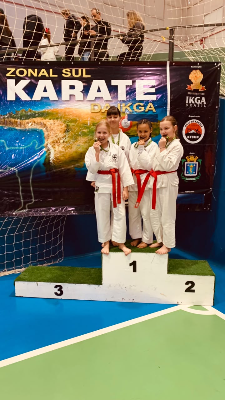 Missal conquista medalhas na Copa Paranaense de Karate Goju-Ryu