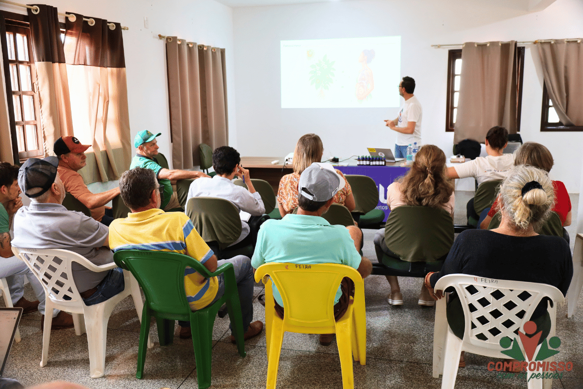 Curso de Homeopatia na Fruticultura aponta soluções práticas a produtores de Missal